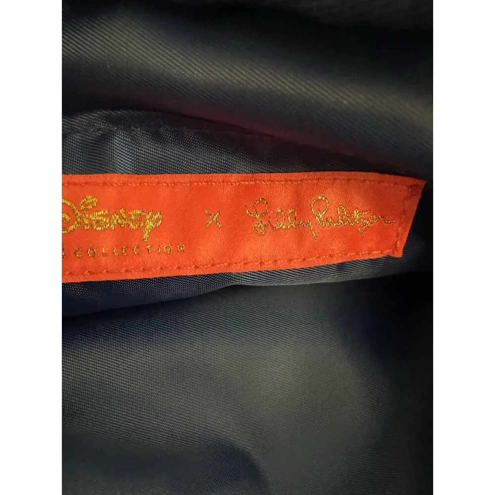 Lilly Pulitzer New Disney Gillie Wristlet Navy Lilly Loves Disney Mickey DP1 - Picture 3 of 3